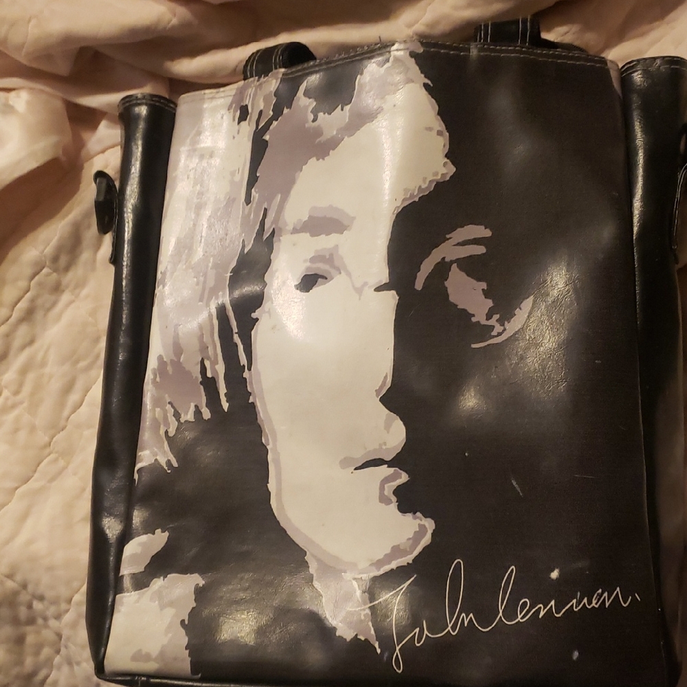 Source Unknown Monochrome Artistic Shoulder Bag